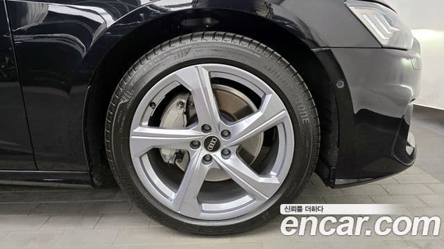Audi A6 2025 — Photo 21/32