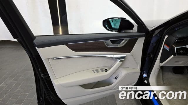 Audi A6 2025 — Photo 29/32