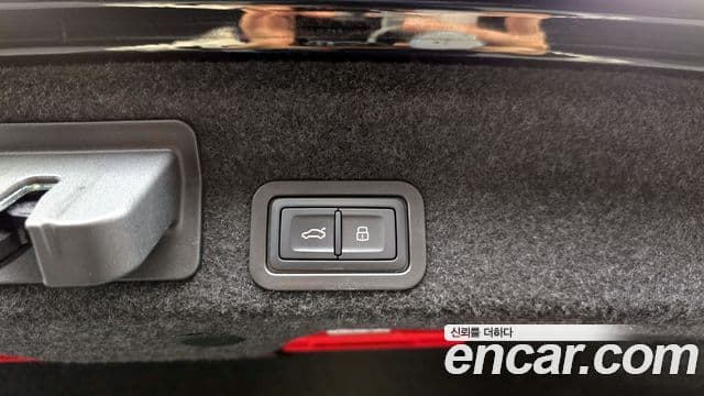 Audi A6 2025 — Photo 12/32