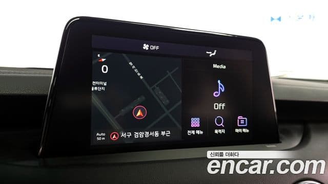 Kia Stinger 2018 — ფოტო 14/20