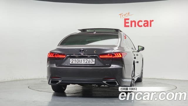 Lexus LS500 2021 — Şəkil 4/20