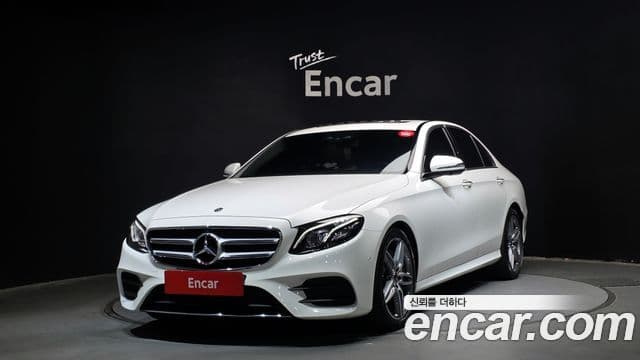 Mercedes-Benz E-Class 2019 — ფოტო 1/20