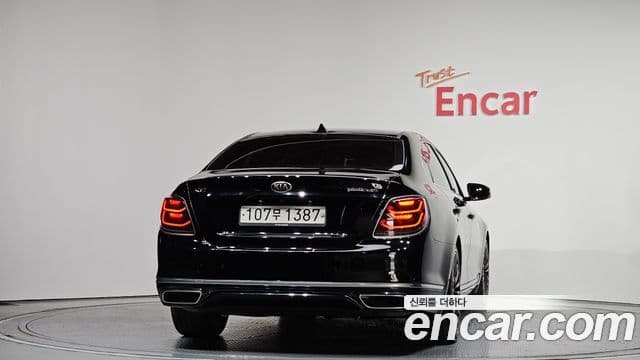 Kia The K9 2018 — ფოტო 4/20