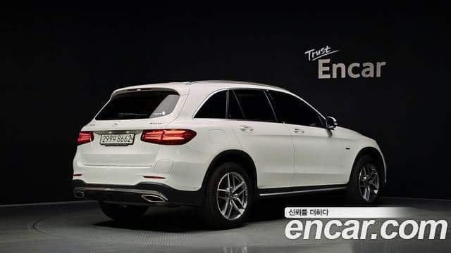 Mercedes-Benz GLC-Class 2018 — Фото 2/20