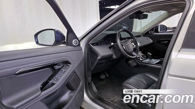 Land Rover Range Rover Evoque 2020 — ფოტო 10/20