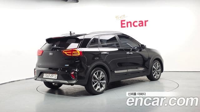 Kia Niro 2020 — фото 2 из 20