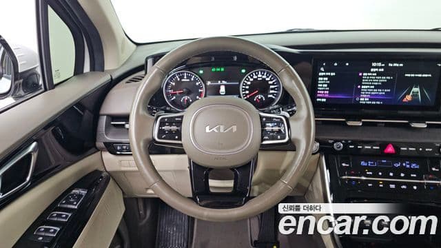 Kia Carnival 2023 — Şəkil 13/20
