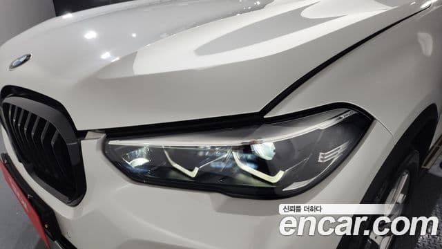 BMW X5 2019 — Photo 12/35