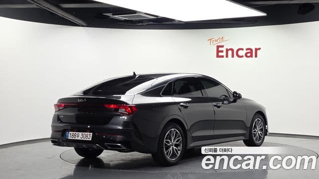 Kia K5 2023 — Şəkil 2/20