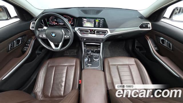 BMW 3 Series 2019 — Şəkil 7/20