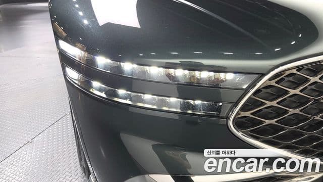 Genesis G90 2022 — Photo 13/38