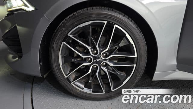 Kia K5 2022 — фото 4 из 20