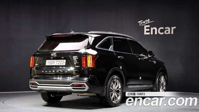Kia Sorento 2020 — ფოტო 2/20