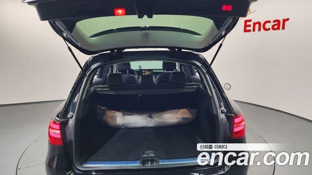 Mercedes-Benz GLC-Class 2019 — ფოტო 19/20