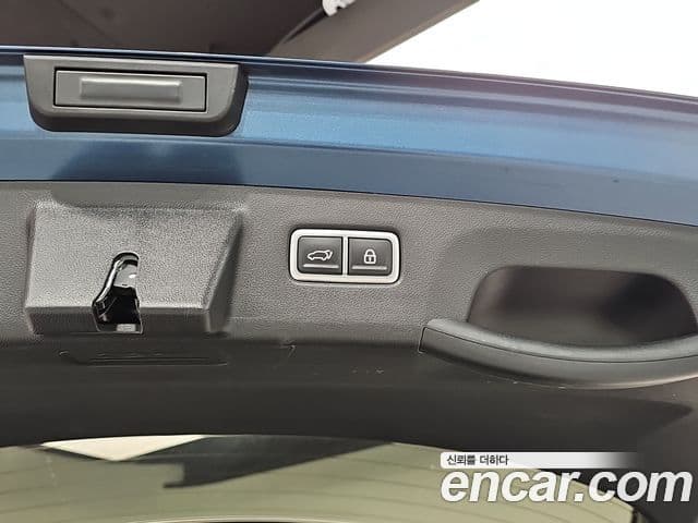 Kia Sorento 2022 — Şəkil 19/20