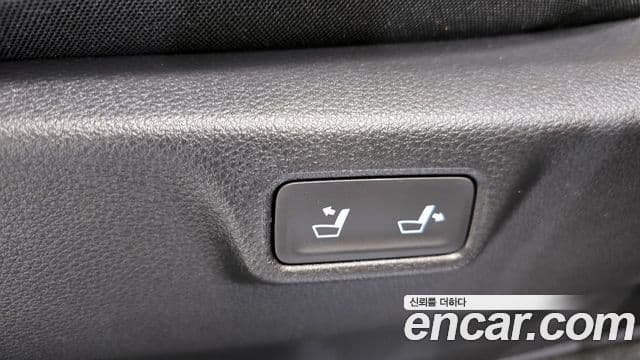 Kia Carnival 2023 — фото 18 из 20