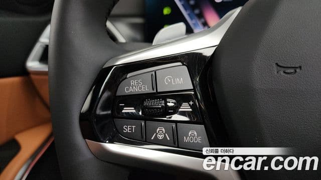 BMW 3 Series 2025 — фото 18 из 20