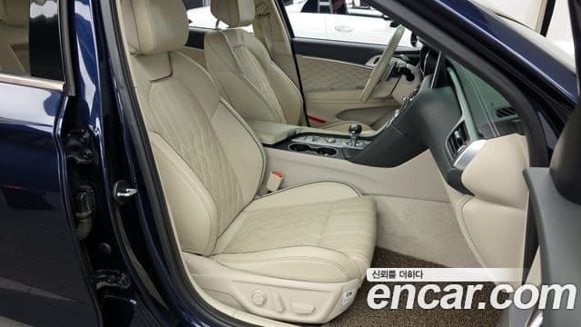 Genesis G70 2019 — фото 11 из 20