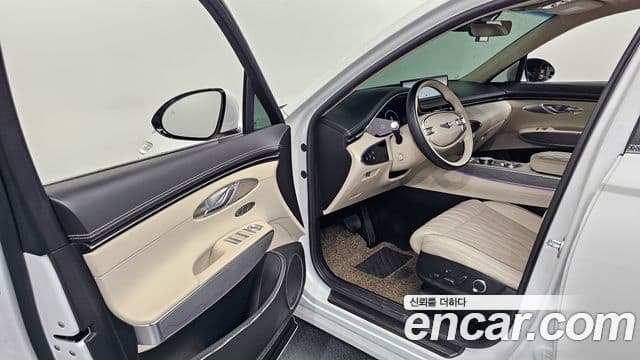 Genesis GV70 2021 — фото 10 из 20