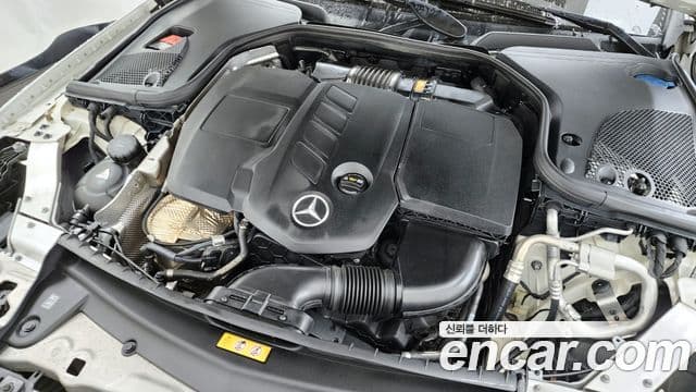Mercedes-Benz E-Class 2018 — фото 6 из 20
