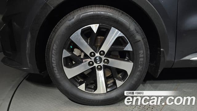 Kia Sorento 2020 — Фото 5/20