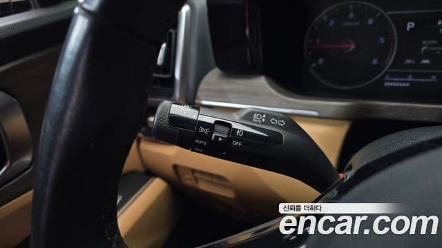 Kia Sorento 2020 — Фото 18/20