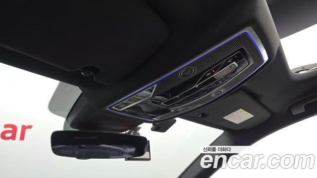 Audi A8 2022 — ფოტო 19/20