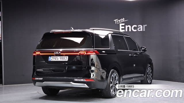 Kia Carnival 2023 — Şəkil 2/20