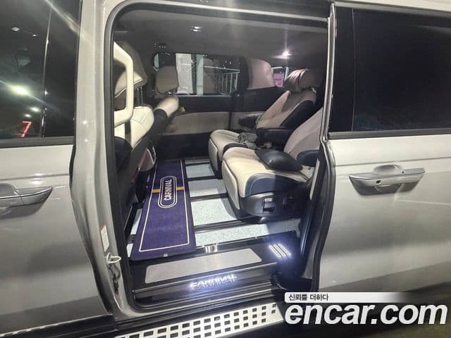 Kia Carnival 2024 — Фото 10/13