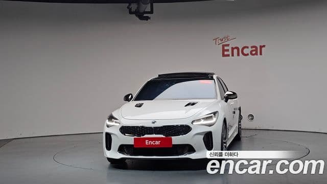 Kia Stinger 2018 — фото 3 из 20