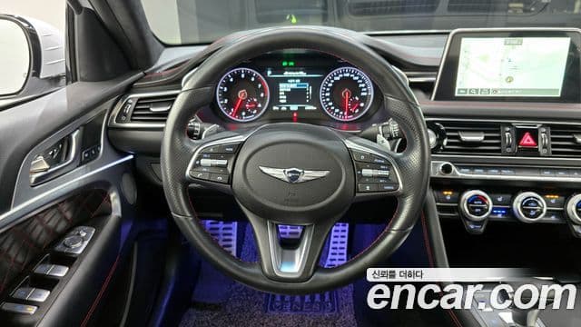 Genesis G70 2018 — фото 13 из 20