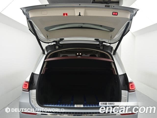 Mercedes-Benz GLS-Class 2023 — ფოტო 19/20