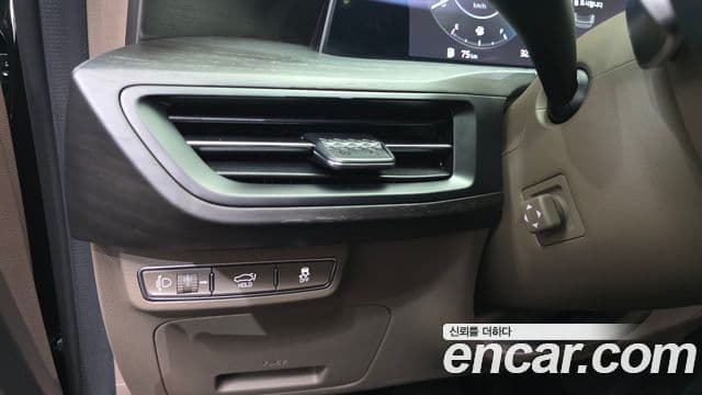 Kia K8 2023 — ფოტო 13/20