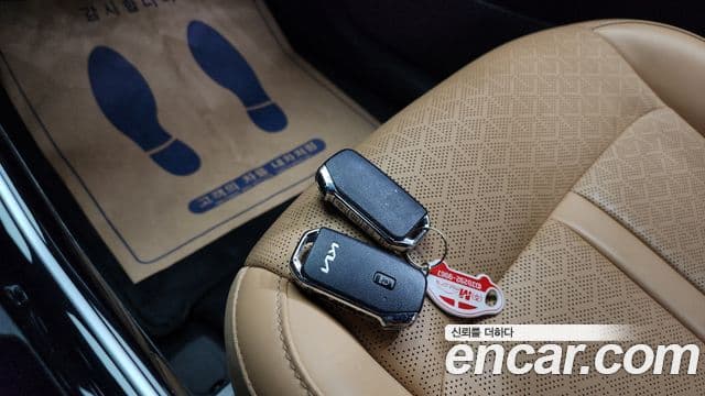 Kia Sorento 2022 — фото 14 из 20