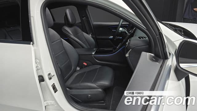 Mercedes-Benz GLC-Class 2025 — Şəkil 12/20