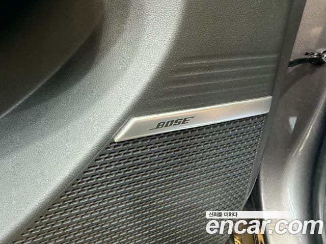 Hyundai Santa Fe 2024 — фото 17 из 20