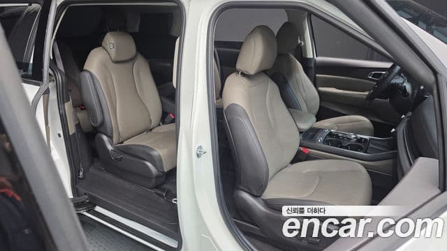 Kia Carnival 2025 — Фото 12/20