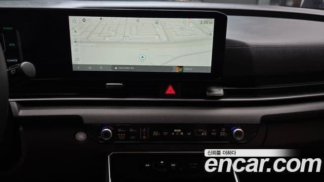 Kia Carnival 2025 — Фото 18/20