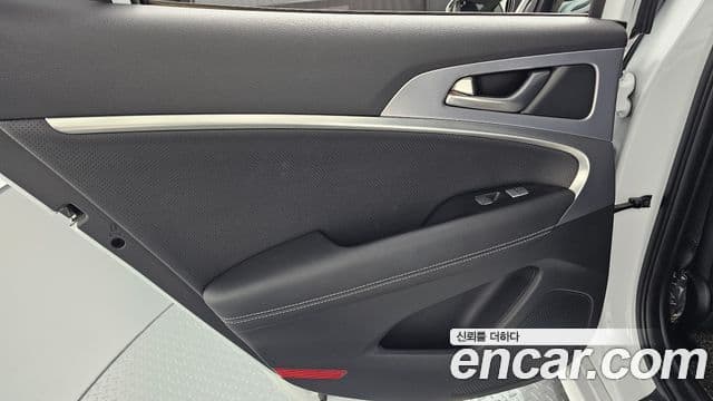 Genesis G70 2019 — Photo 19/32