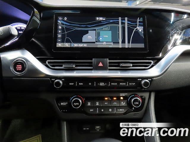 Kia Niro 2021 — ფოტო 11/20