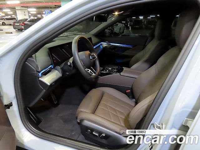 BMW 5 Series 2025 — Şəkil 5/20