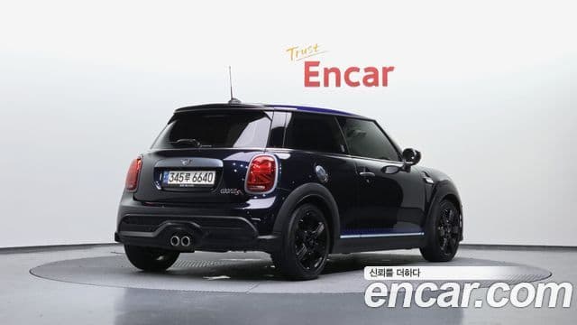 Mini Cooper S 2022 — ფოტო 2/20