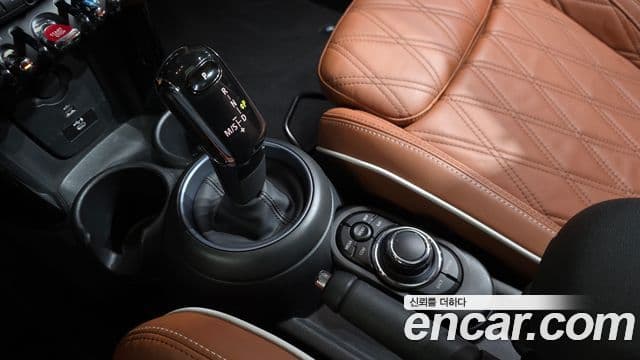 Mini Cooper S 2022 — ფოტო 9/20