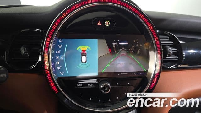 Mini Cooper S 2022 — фото 15 из 20