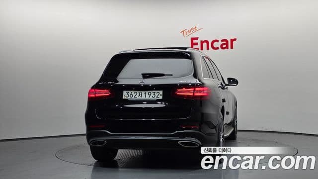 Mercedes-Benz GLC-Class 2019 — Şəkil 4/20