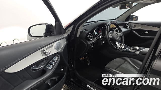 Mercedes-Benz GLC-Class 2019 — Şəkil 10/20