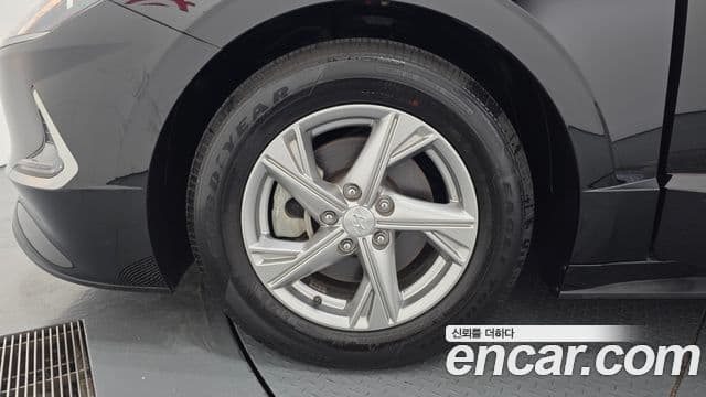 Hyundai Sonata Hybrid 2019 — Photo 15/20