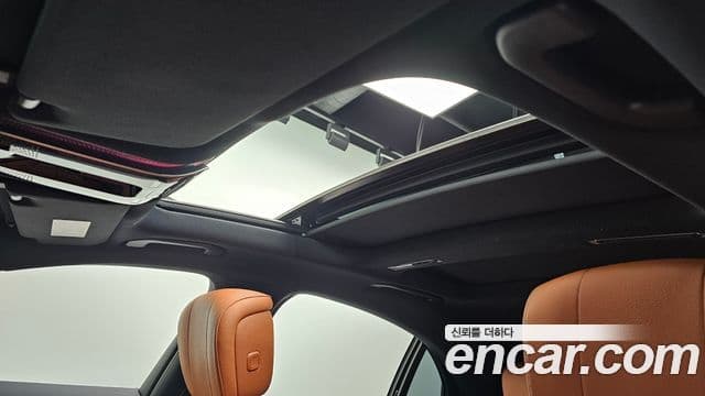 Mercedes-Benz S-Class 2022 — Photo 16/30
