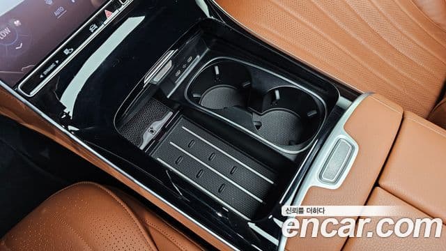 Mercedes-Benz S-Class 2022 — Photo 2/30