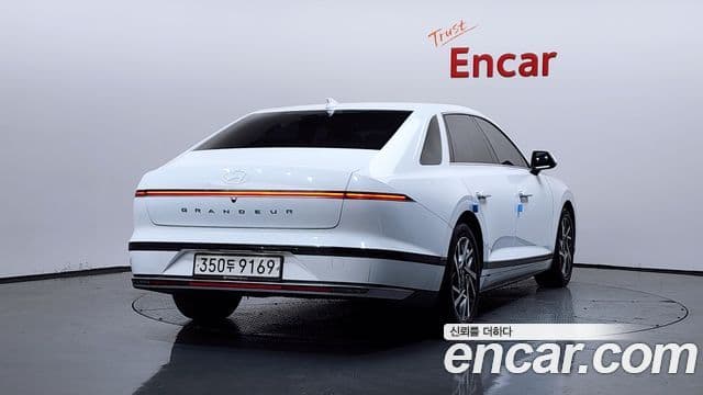 Hyundai Grandeur 2023 — Şəkil 2/20